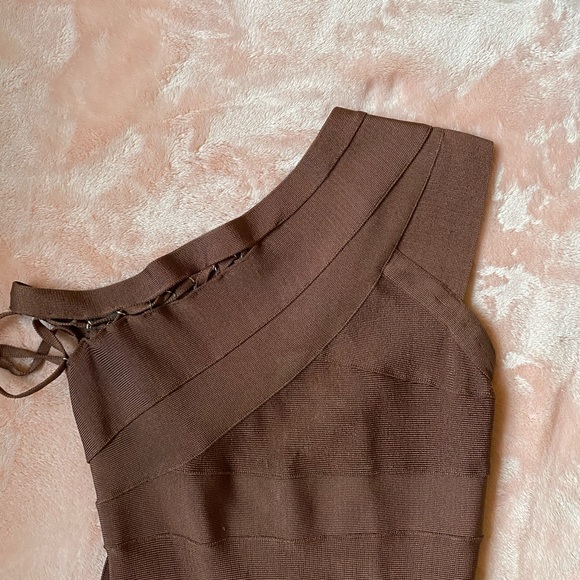 Mini bodycon dress - Picture 2 of 3